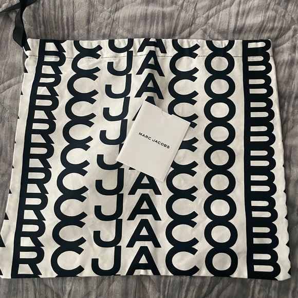 💋 MARC JACOBS Bold Cargo Crossbody - Picture 4 of 16